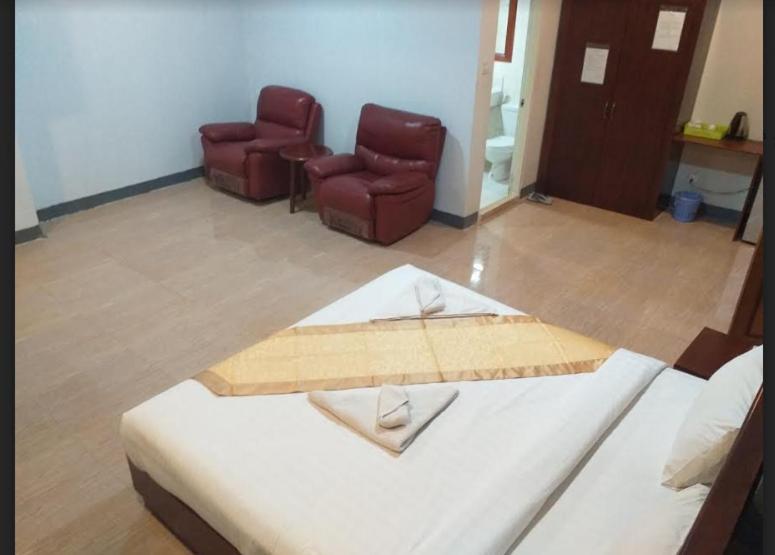 Lanmadaw Plaza Hotel China Town Янгон Екстериор снимка